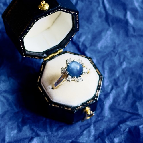 18kt gold blue star sapphire - 18kt,